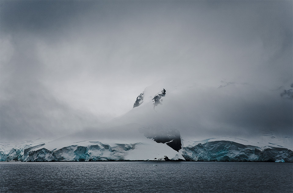SA_Antarctica_25_0039_as_Smart_Object-1.jpg