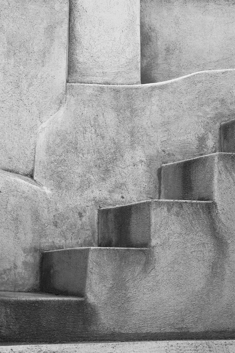 GR15-0469_Grungy-Stairs.jpg