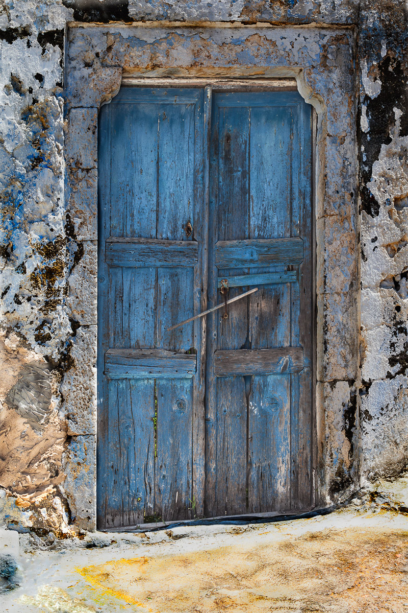 GR15-1385_Blue-Door.jpg