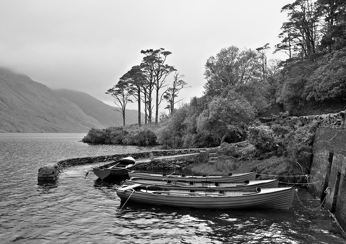 IRE02-021_Boats_Doo_Lough.jpg